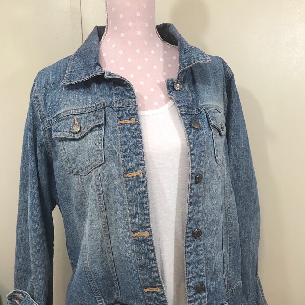 Old Navy Jean Jacket Size XL